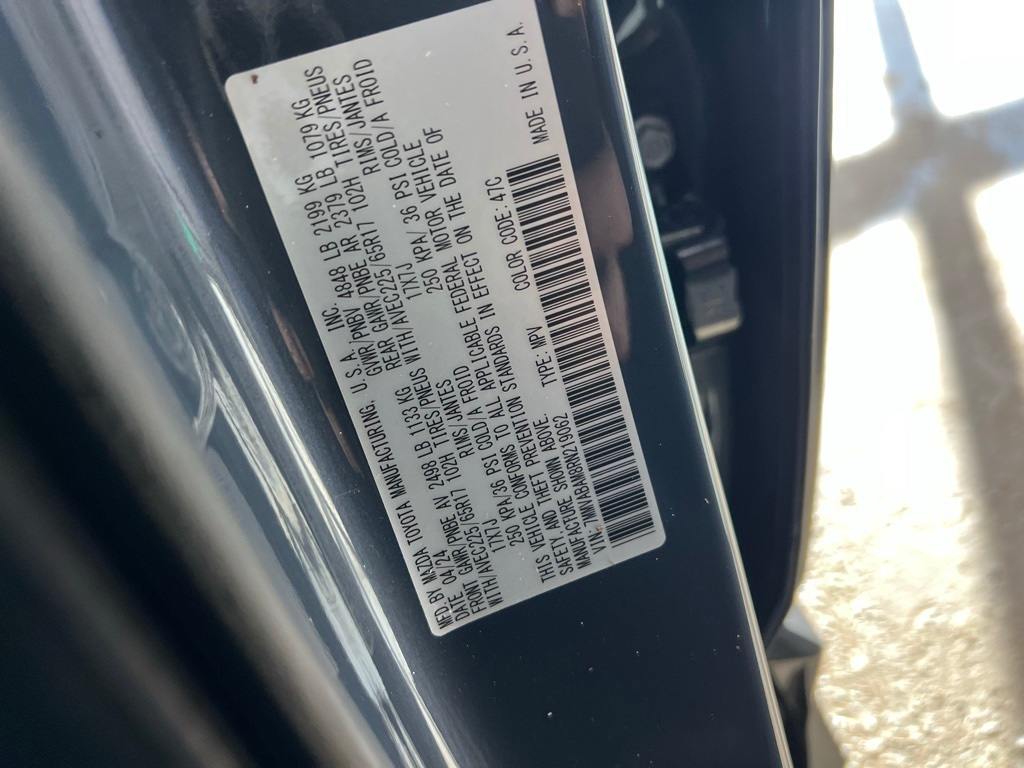 Thumbnail: 2024 Mazda CX-50 - 15