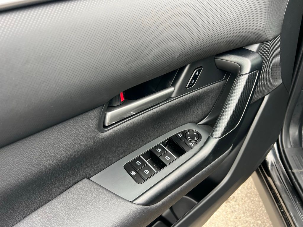 Thumbnail: 2026 Mazda CX-50 - 20