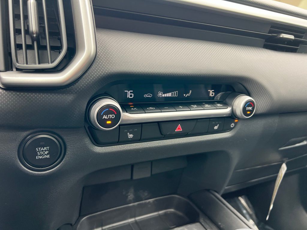 Thumbnail: 2026 Mazda CX-50 - 32