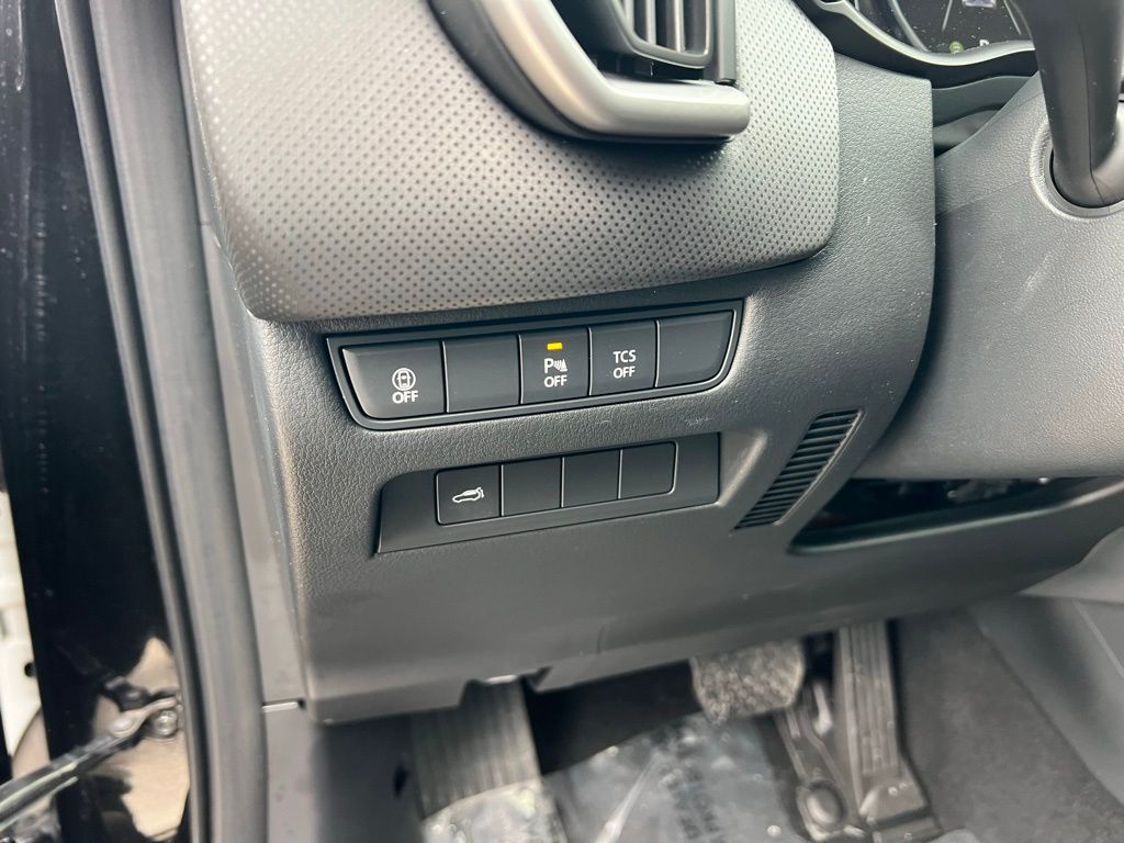 Thumbnail: 2026 Mazda CX-50 - 21