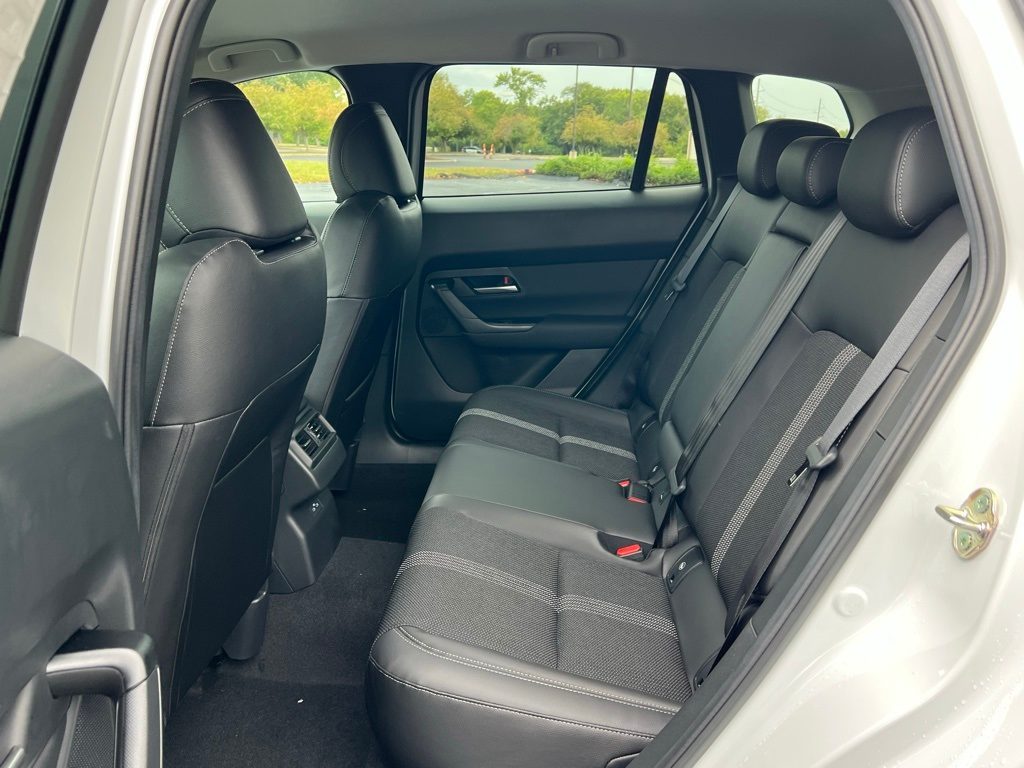 Thumbnail: 2025 Mazda CX-50 - 12