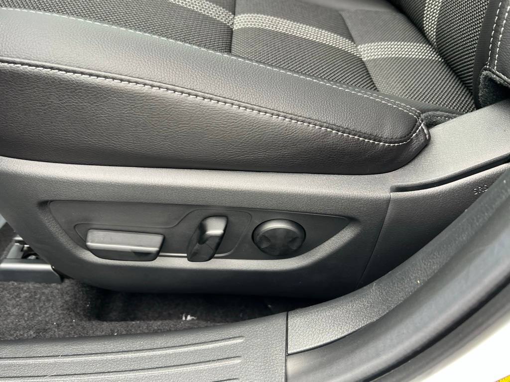 Thumbnail: 2025 Mazda CX-50 - 24