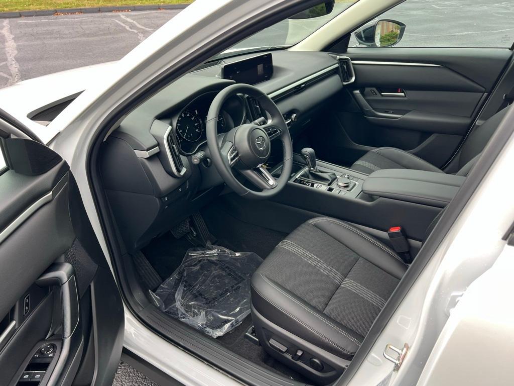 Thumbnail: 2025 Mazda CX-50 - 10