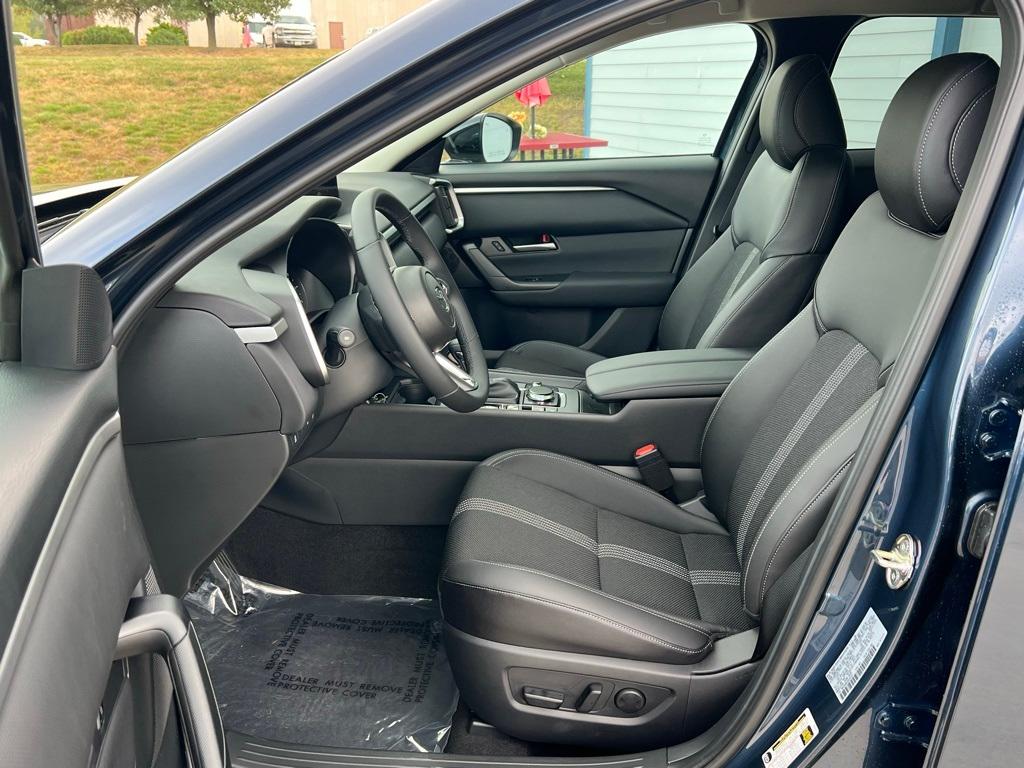 Thumbnail: 2025 Mazda CX-50 - 11