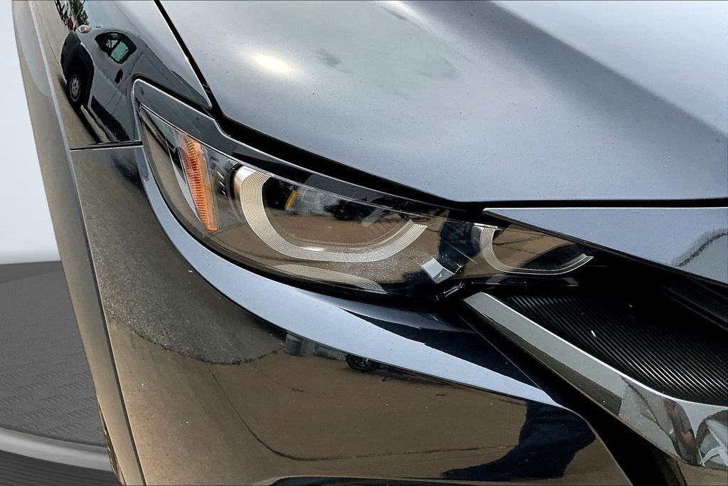 Thumbnail: 2025 Mazda CX-50 - 32