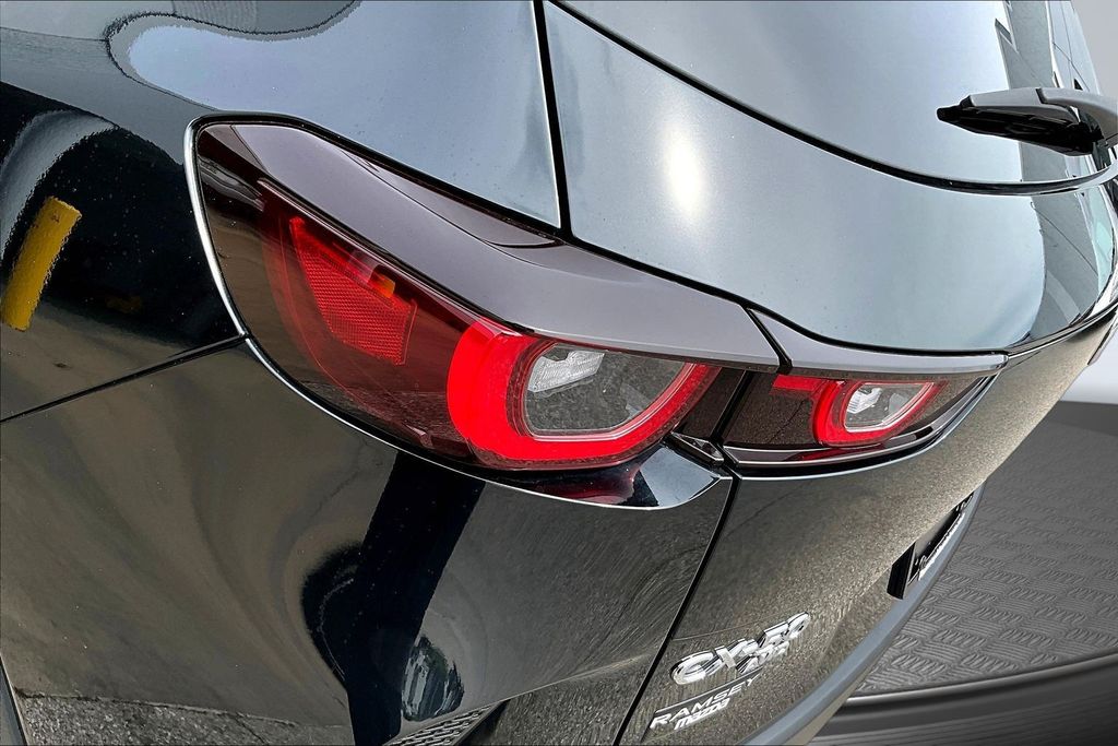 Thumbnail: 2025 Mazda CX-50 - 33