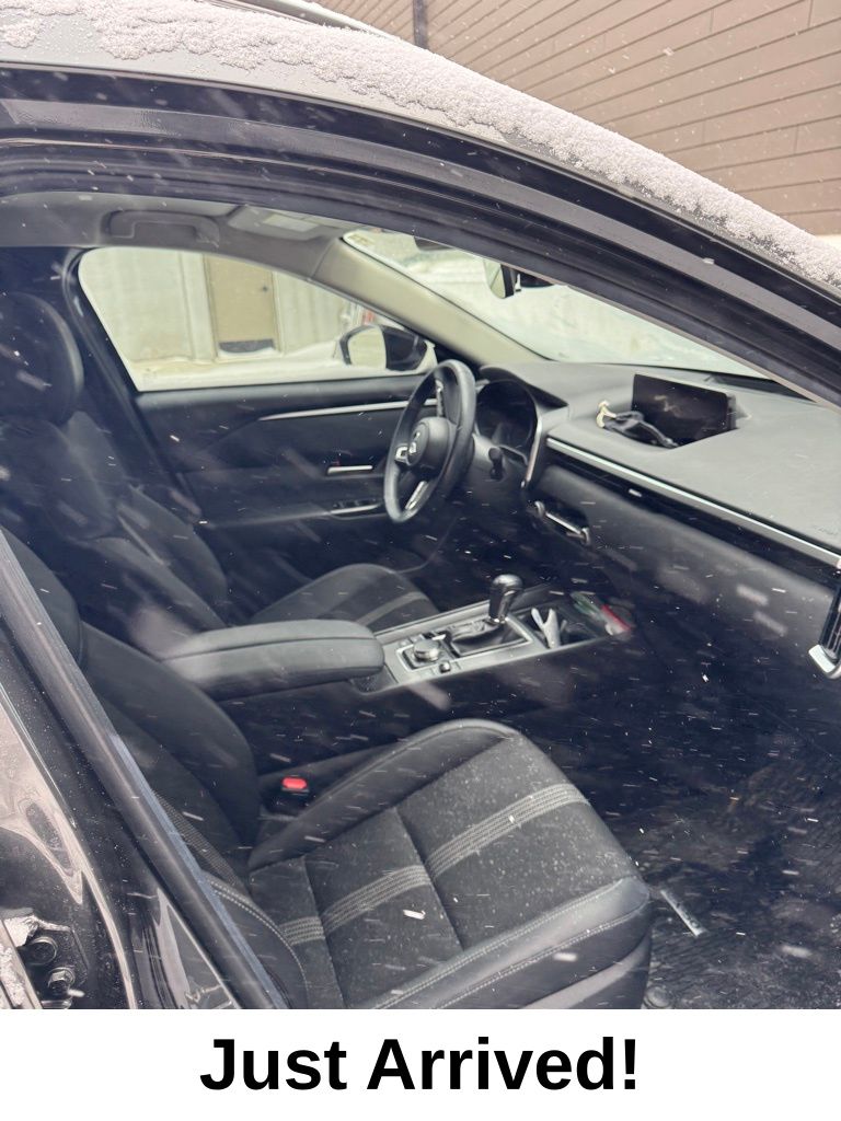 Thumbnail: 2024 Mazda CX-50 - 18