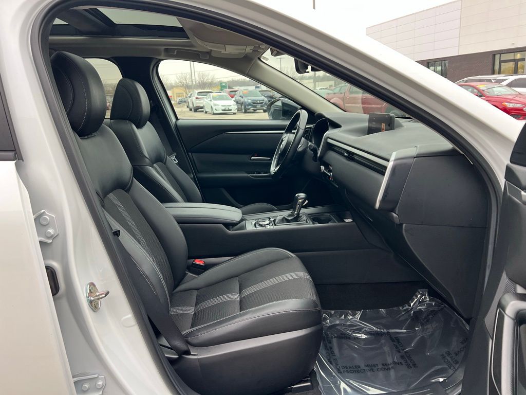 Thumbnail: 2023 Mazda CX-50 - 29