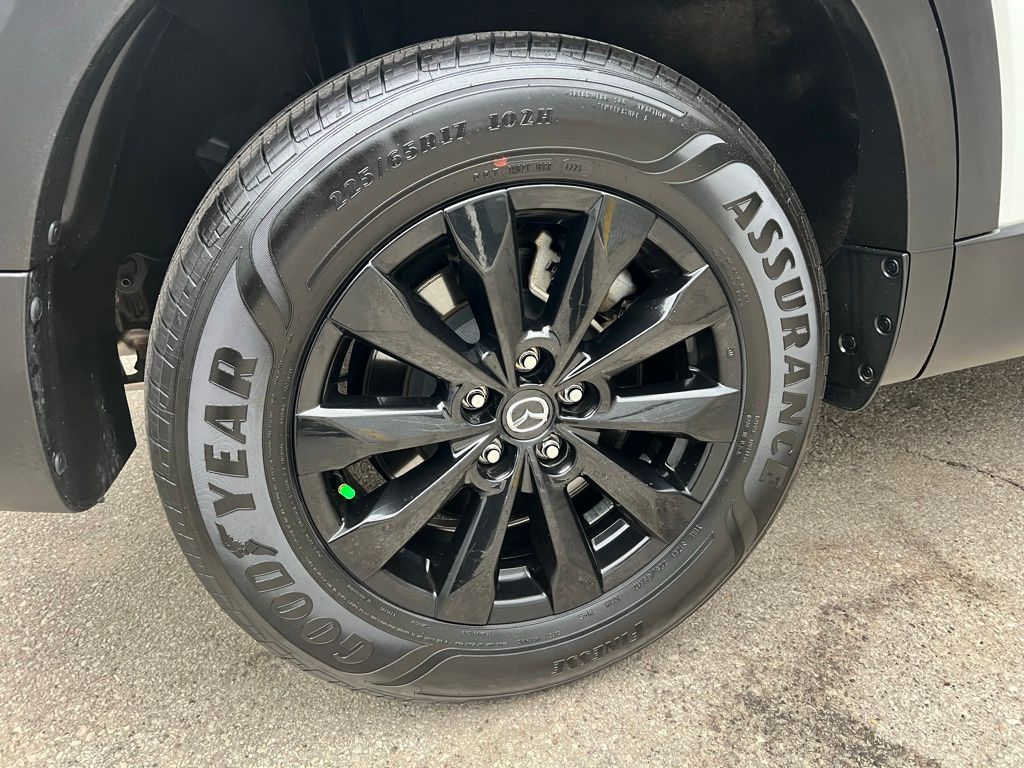 Thumbnail: 2023 Mazda CX-50 - 21