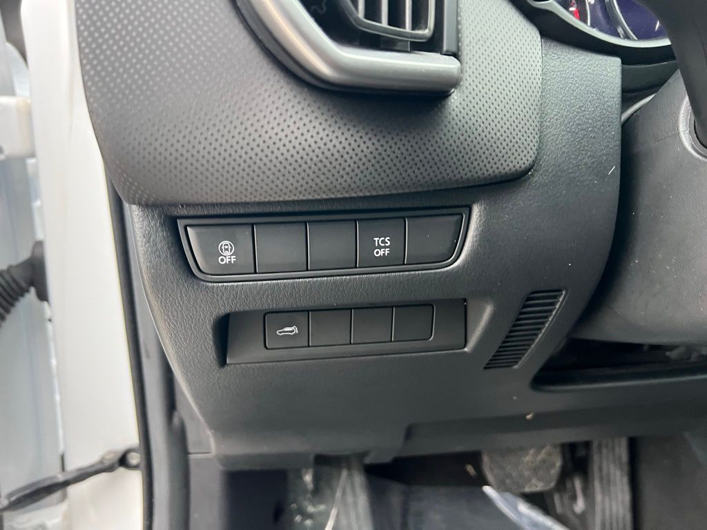 Thumbnail: 2023 Mazda CX-50 - 24