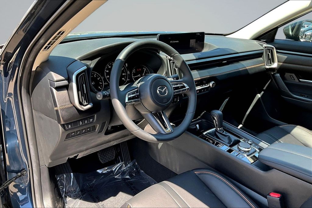 Thumbnail: 2026 Mazda CX-50 - 6