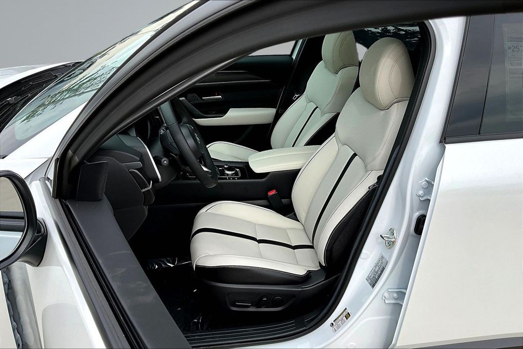 Thumbnail: 2026 Mazda CX-50 - 13
