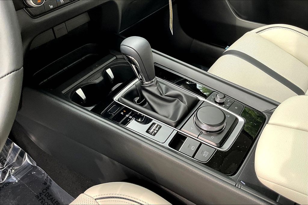 Thumbnail: 2026 Mazda CX-50 - 10