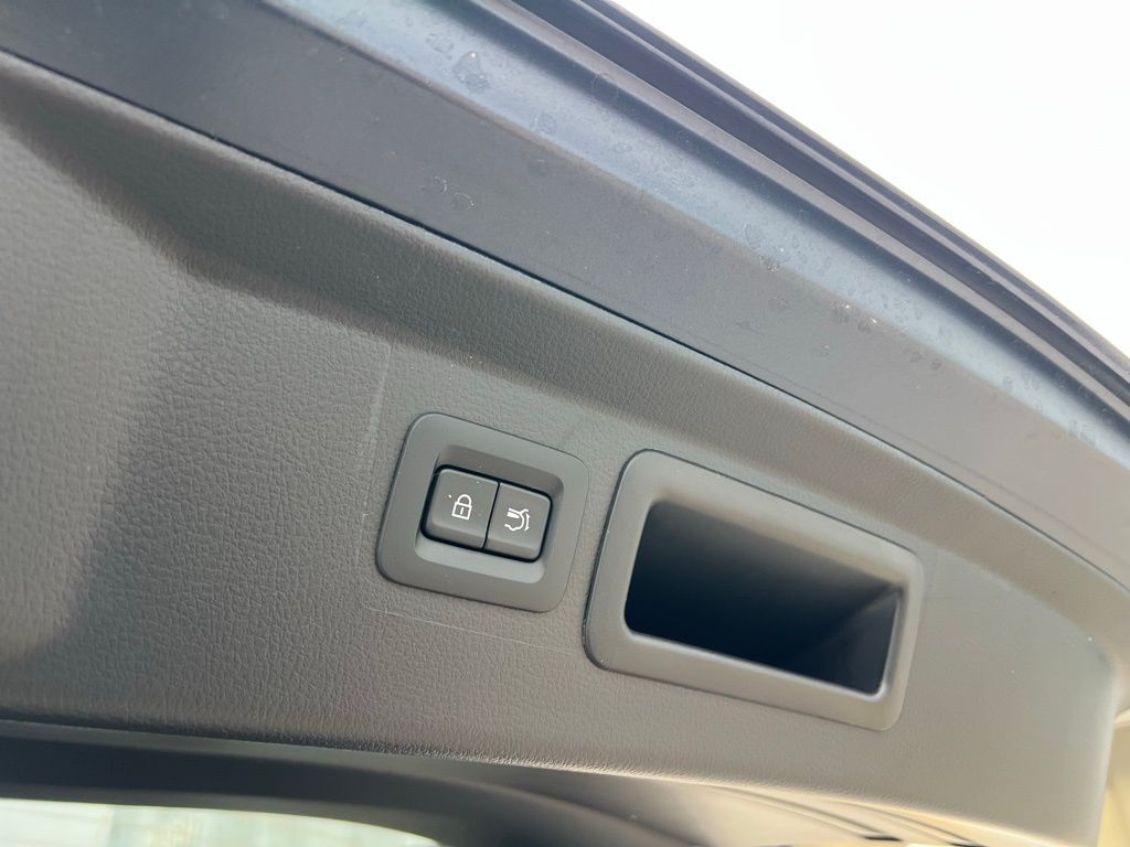 Thumbnail: 2026 Mazda CX-50 - 28