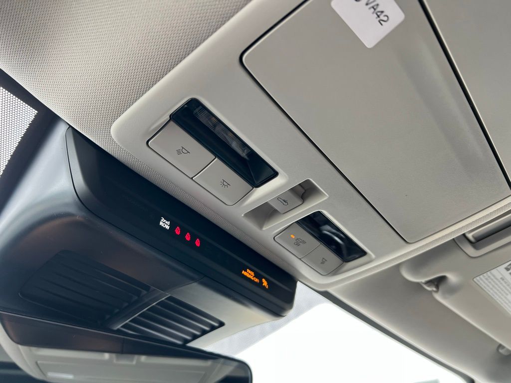 Thumbnail: 2026 Mazda CX-50 - 35