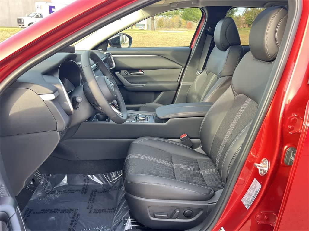 2025 Mazda CX-50 S Premium 11