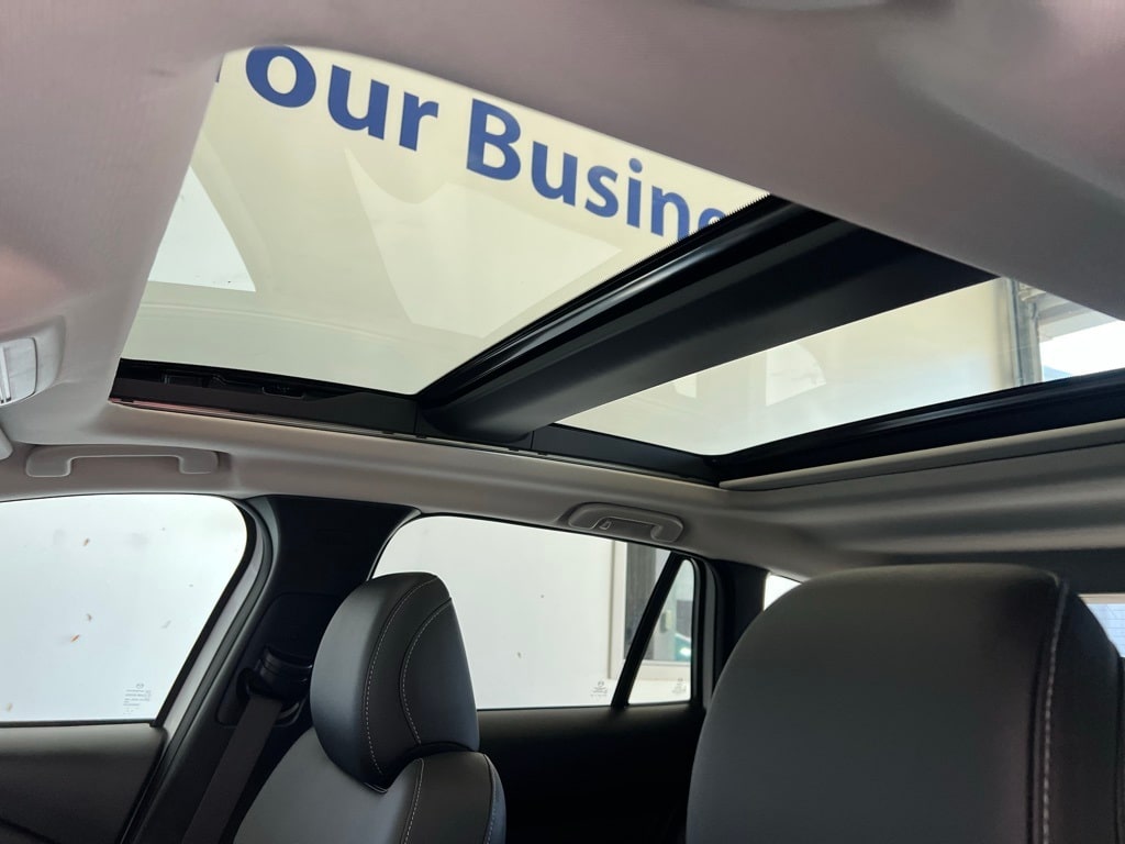 Thumbnail: 2025 Mazda CX-50 - 23