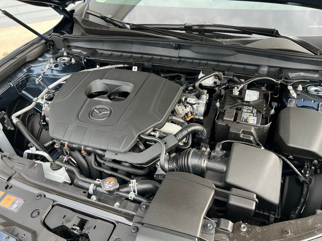 Thumbnail: 2025 Mazda CX-50 - 8