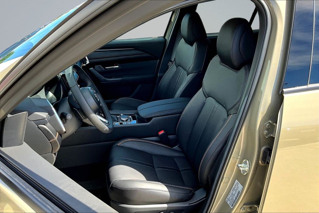 Thumbnail: 2026 Mazda CX-50 - 7