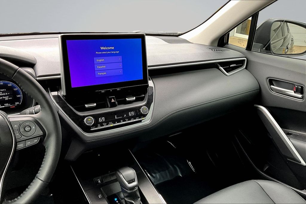 Thumbnail: 2026 Toyota Corolla Cross - 9