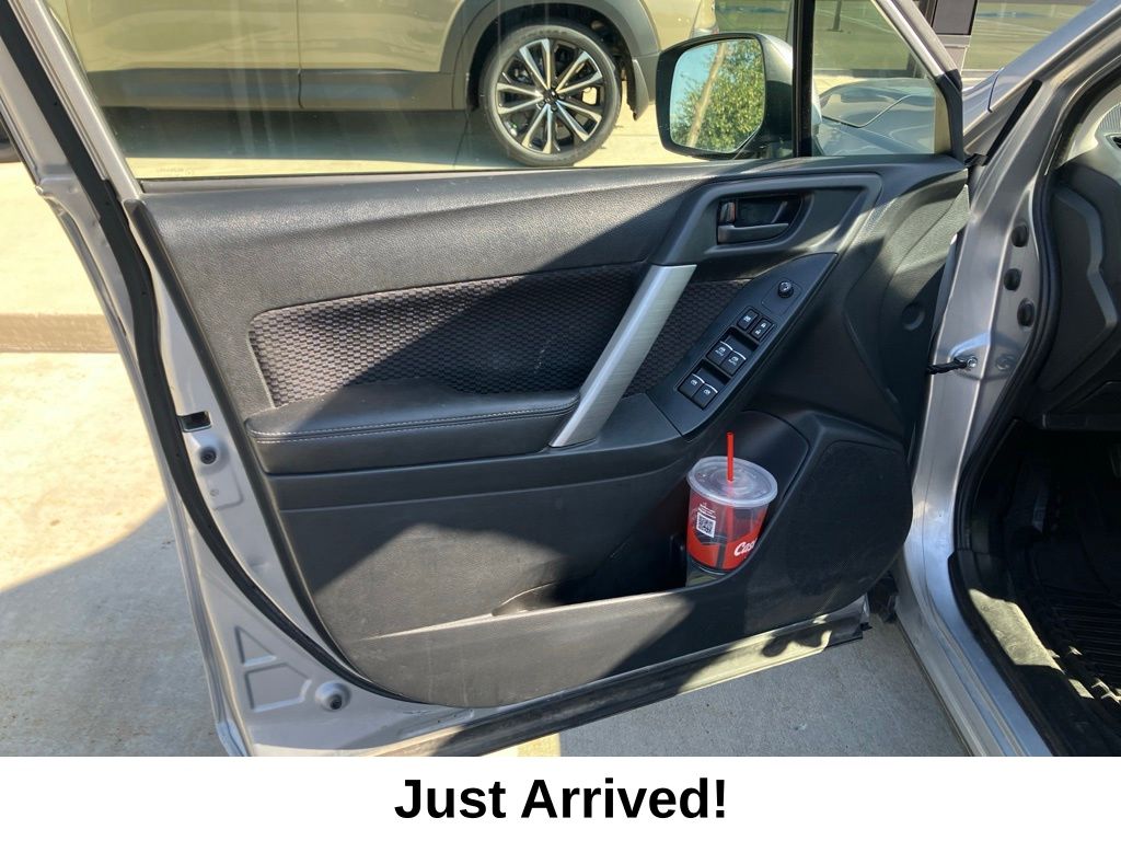 Thumbnail: 2018 Subaru Forester - 10