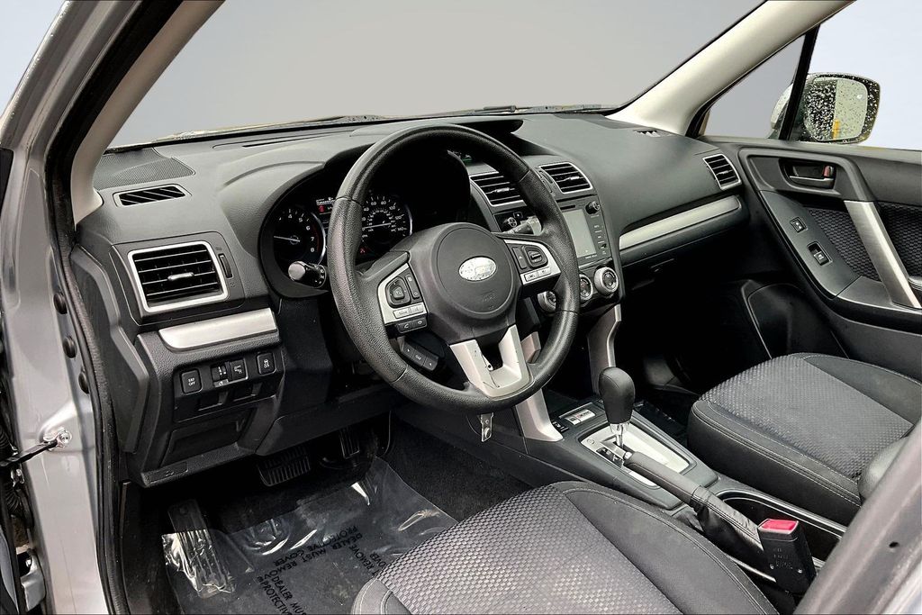 Thumbnail: 2018 Subaru Forester - 9