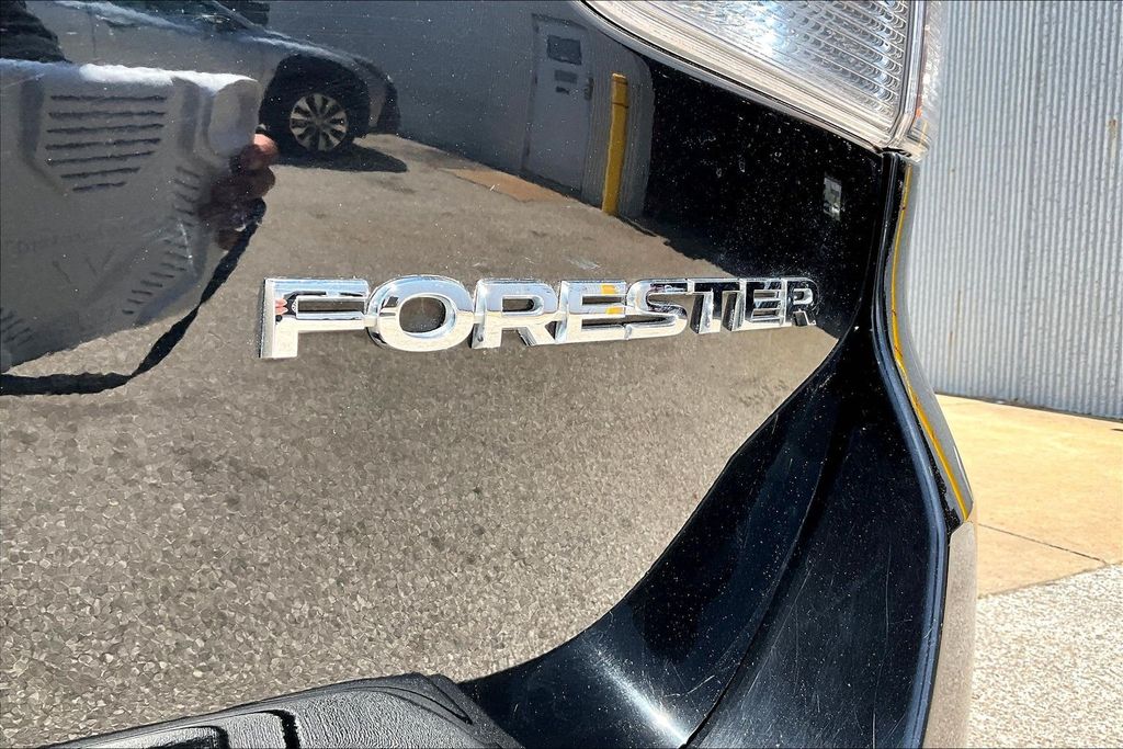 Thumbnail: 2019 Subaru Forester - 6