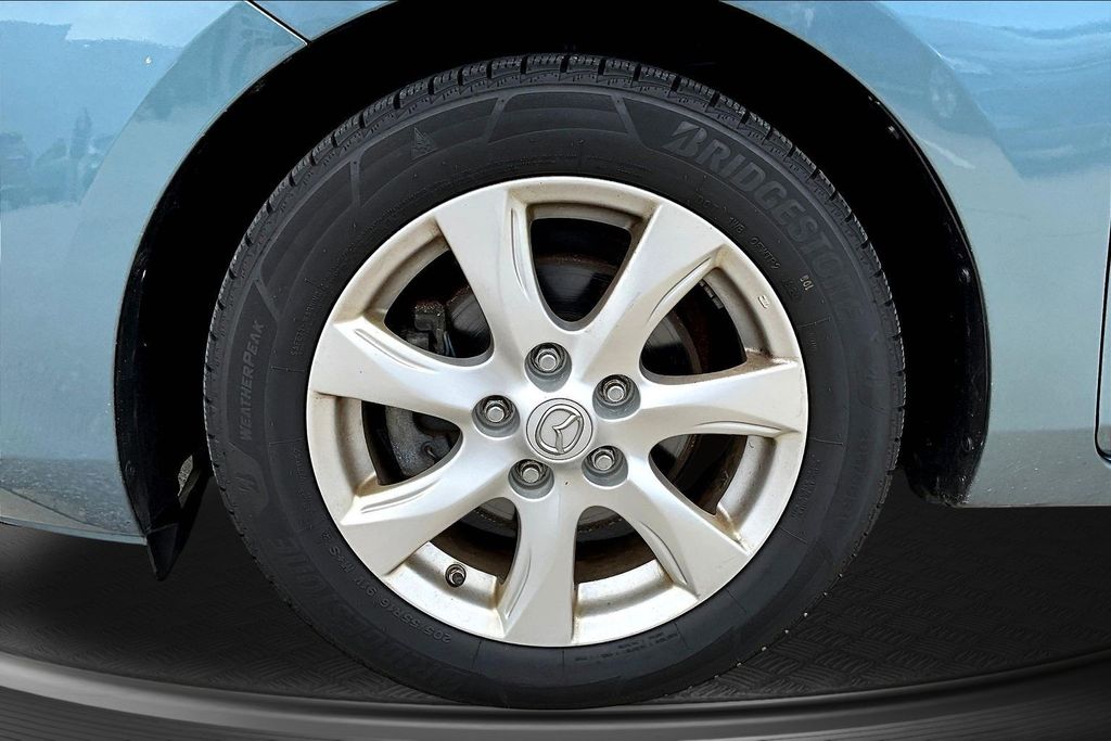 Thumbnail: 2011 Mazda Mazda3 - 6