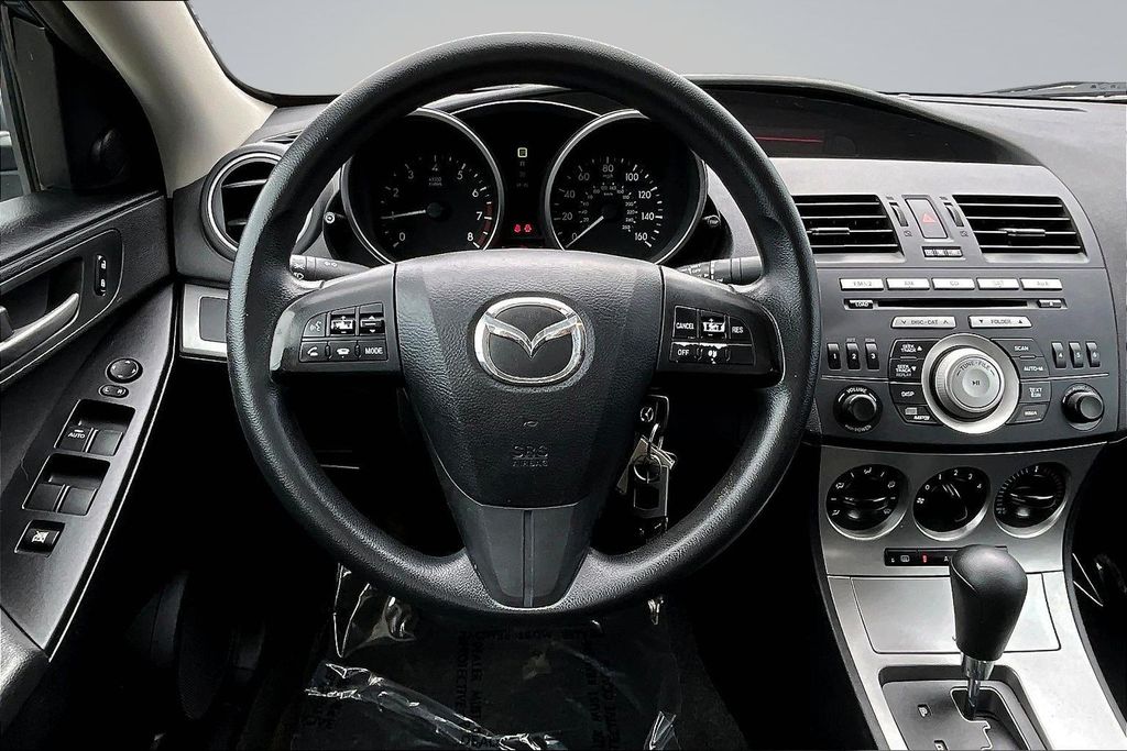 Thumbnail: 2011 Mazda Mazda3 - 2