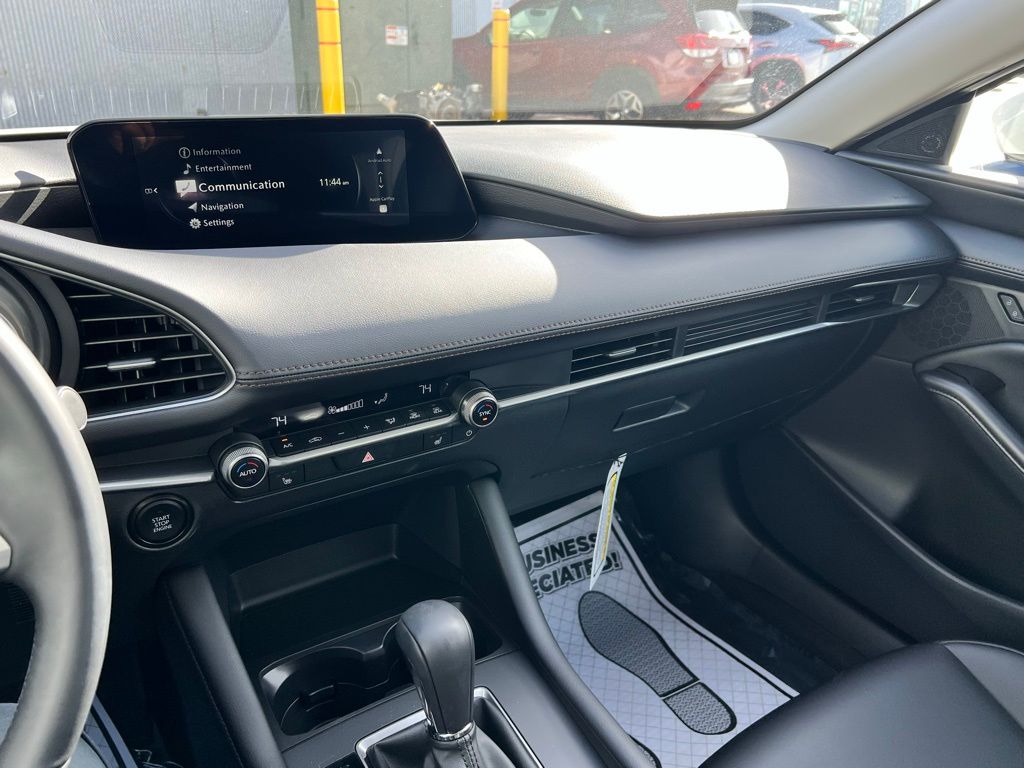 Thumbnail: 2026 Mazda Mazda3 - 9