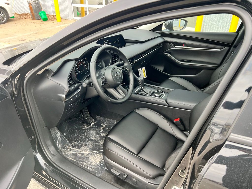 Thumbnail: 2026 Mazda Mazda3 - 8