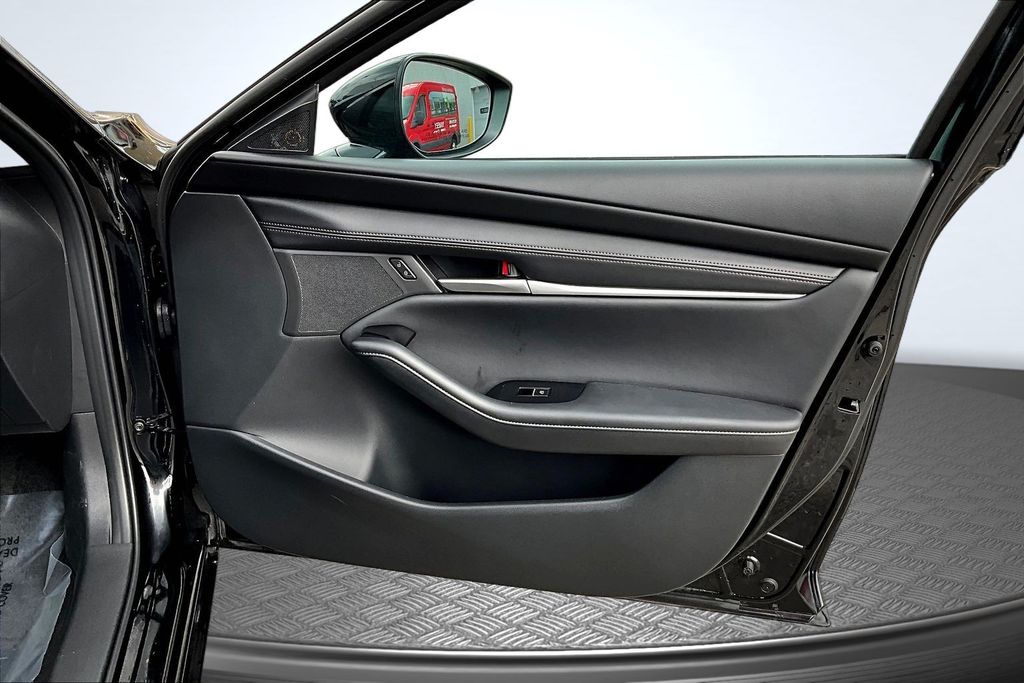 Thumbnail: 2026 Mazda Mazda3 - 26
