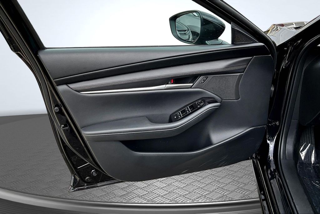 Thumbnail: 2026 Mazda Mazda3 - 25