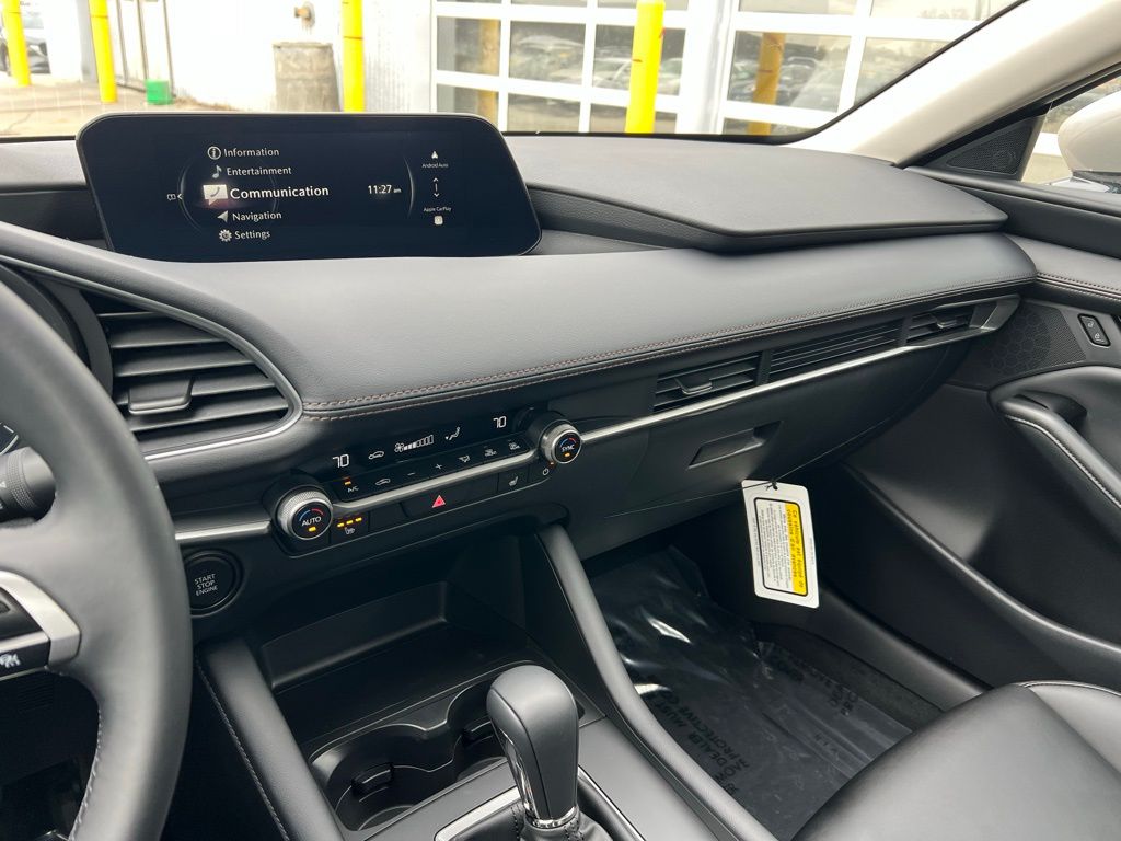 Thumbnail: 2026 Mazda Mazda3 - 10