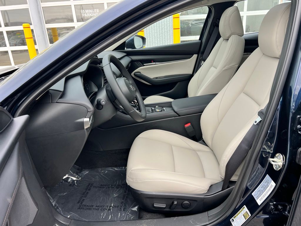 Thumbnail: 2026 Mazda Mazda3 - 10