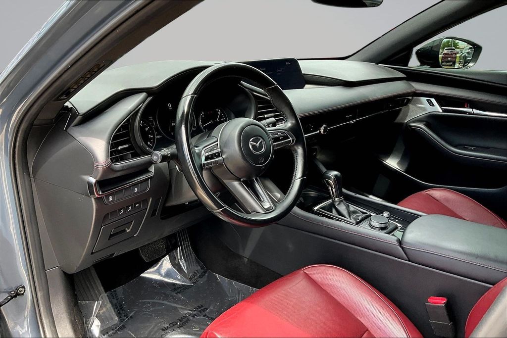 Thumbnail: 2023 Mazda Mazda3 - 9