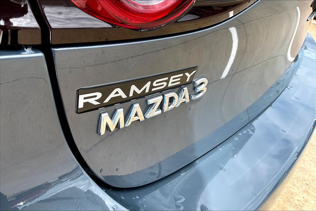 Thumbnail: 2023 Mazda Mazda3 - 6