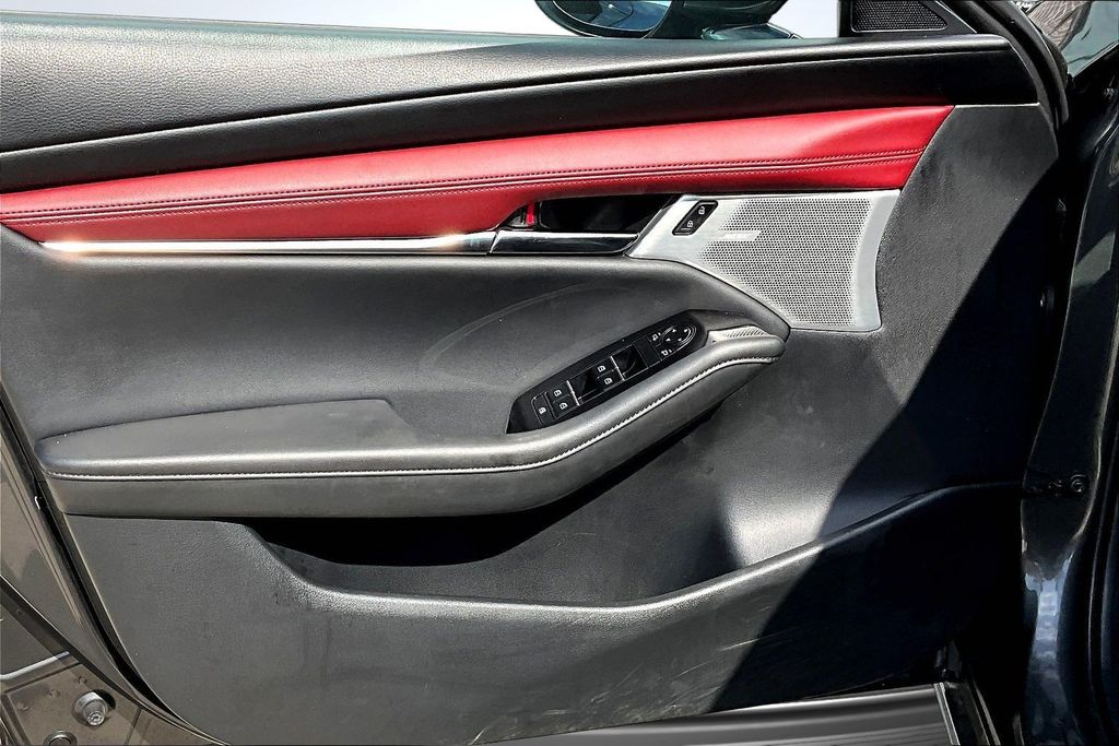 Thumbnail: 2025 Mazda Mazda3 - 23