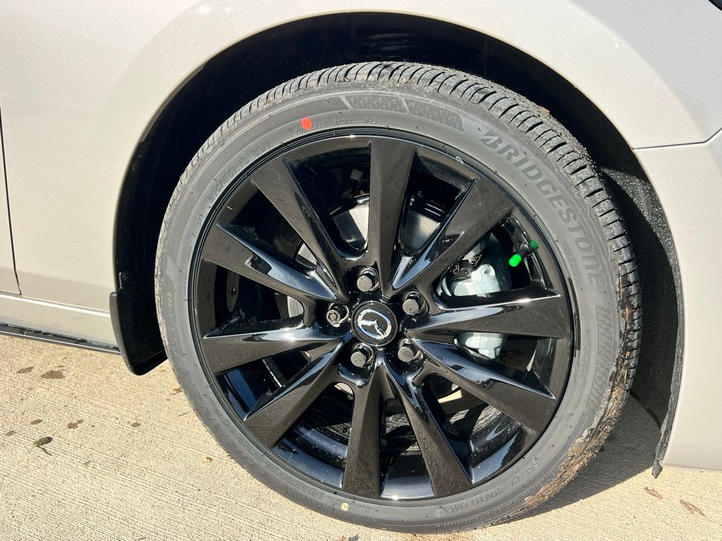 Thumbnail: 2026 Mazda Mazda3 - 8