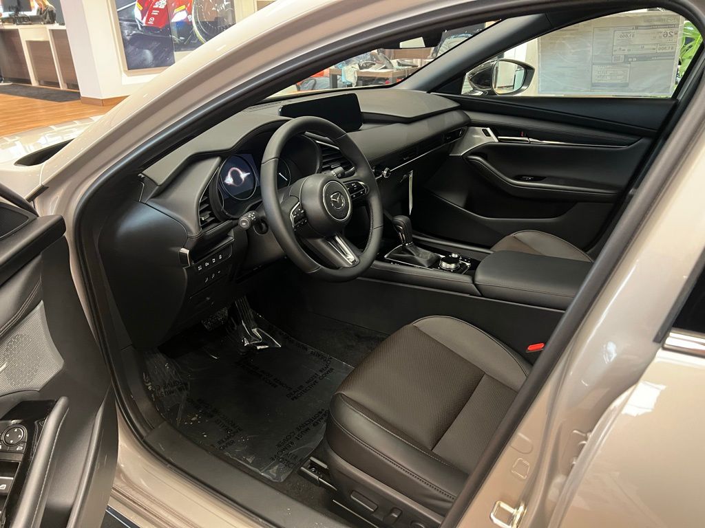 Thumbnail: 2026 Mazda Mazda3 - 8