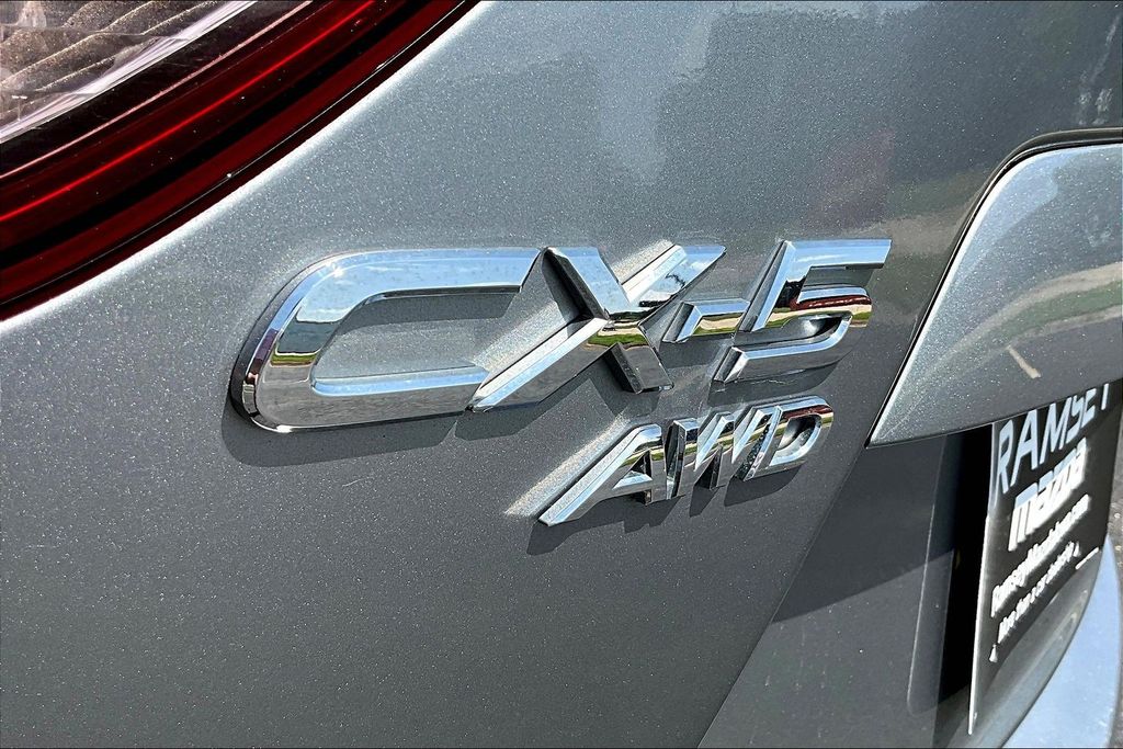 Thumbnail: 2015 Mazda CX-5 - 6
