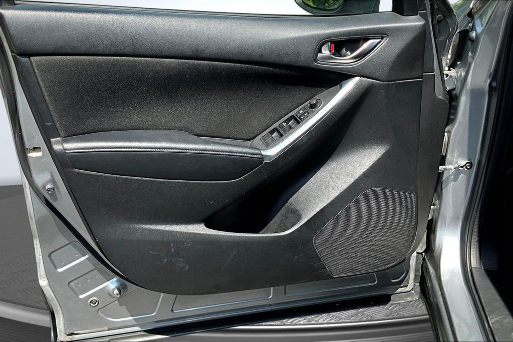 Thumbnail: 2015 Mazda CX-5 - 24