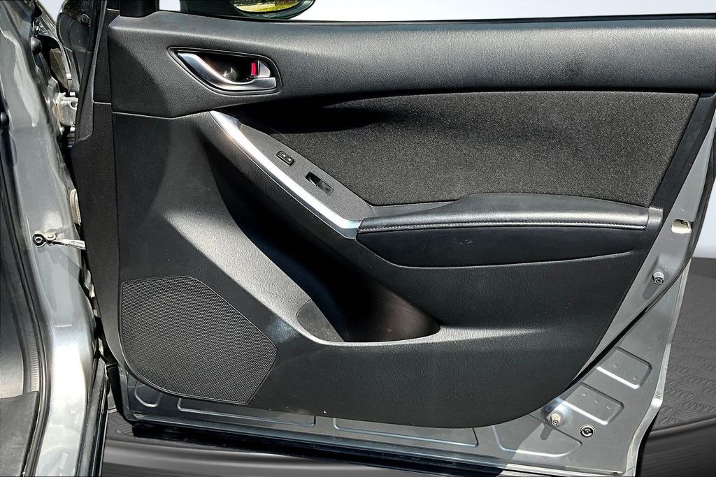 Thumbnail: 2015 Mazda CX-5 - 25