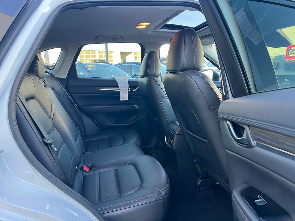 Thumbnail: 2017 Mazda CX-5 - 26