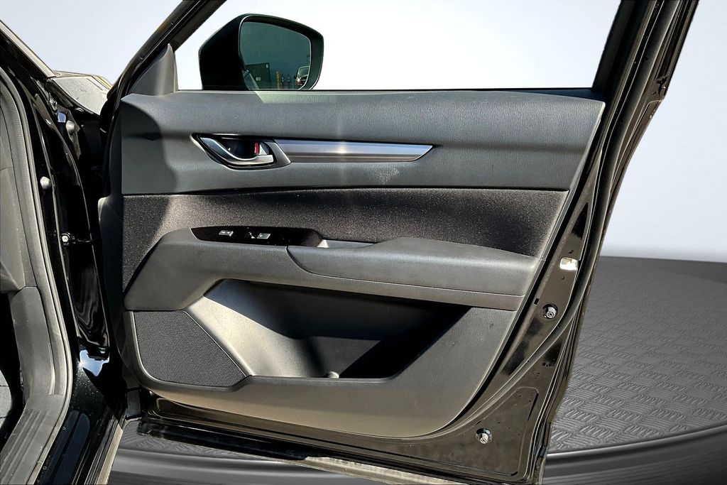 Thumbnail: 2025 Mazda CX-5 - 24