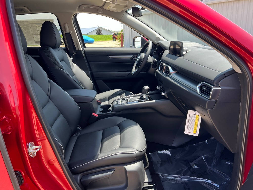 Thumbnail: 2025 Mazda CX-5 - 24