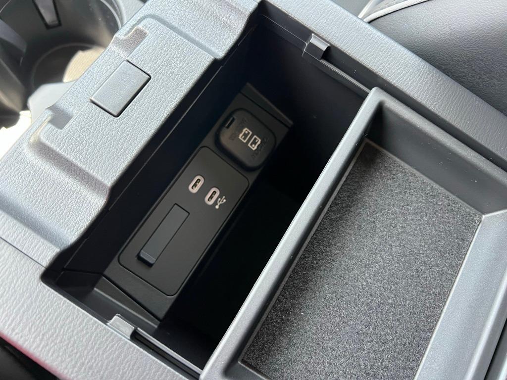 Thumbnail: 2025 Mazda CX-5 - 28