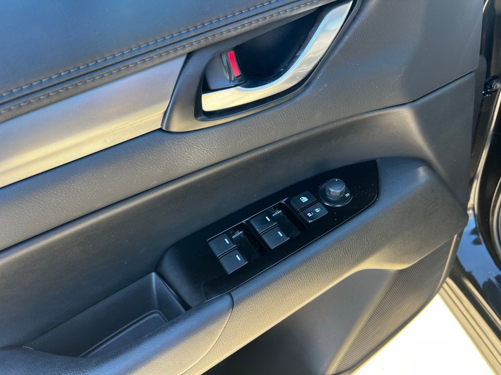 Thumbnail: 2023 Mazda CX-5 - 23