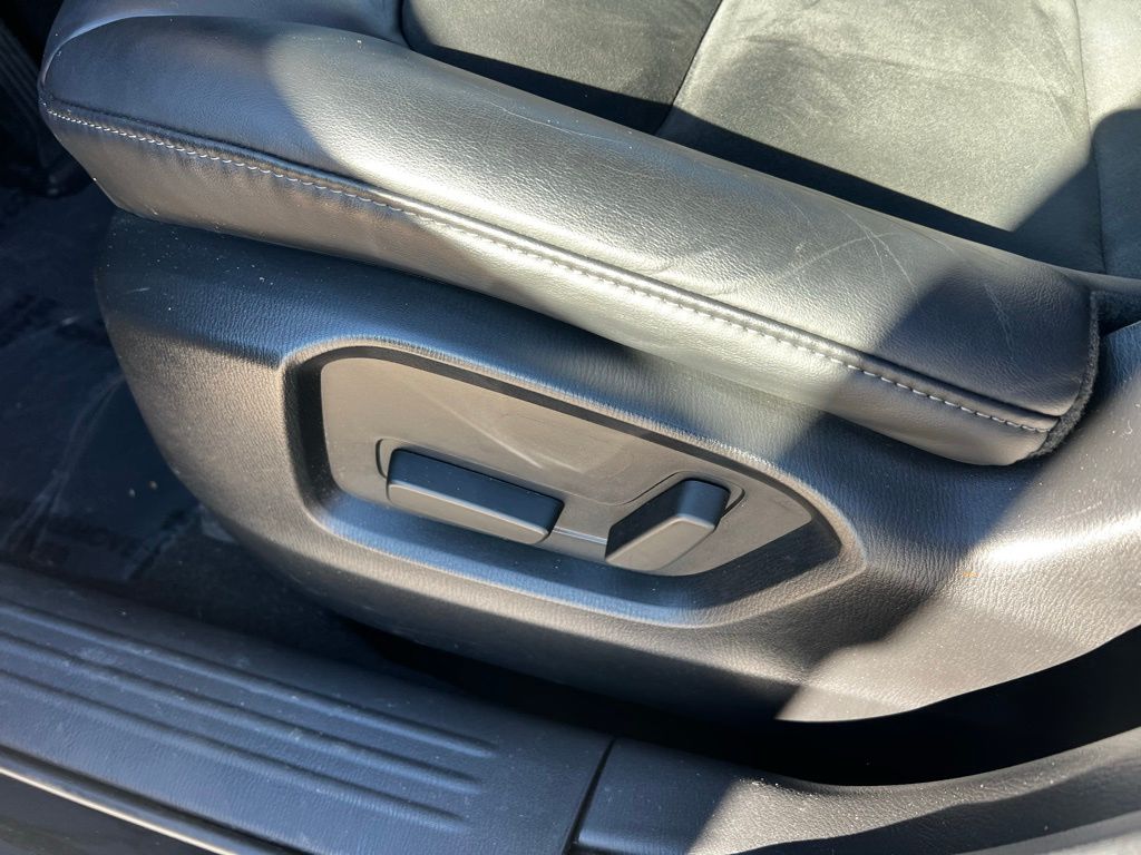 Thumbnail: 2023 Mazda CX-5 - 25