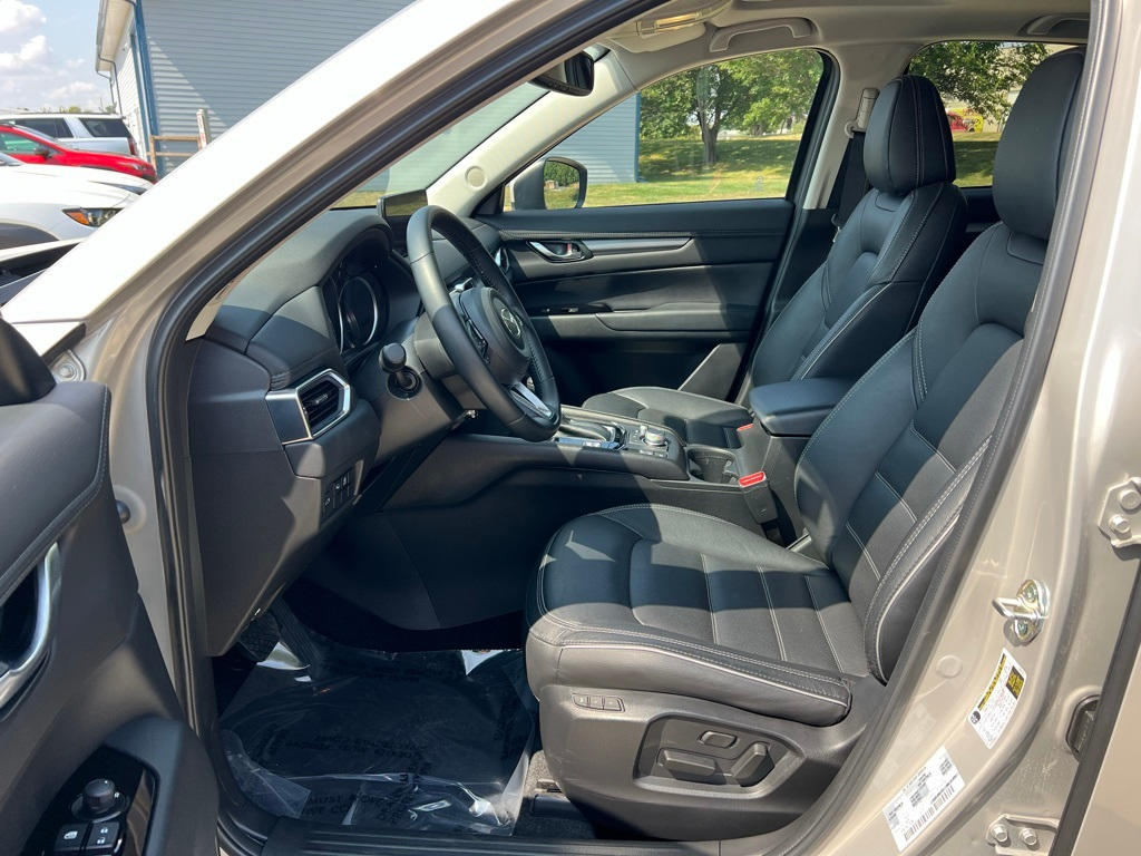 Thumbnail: 2025 Mazda CX-5 - 10